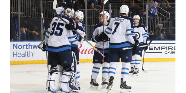 NHLStanley Cup -finaalit toistetaan NHLStanley Cup -finaalit toistetaan